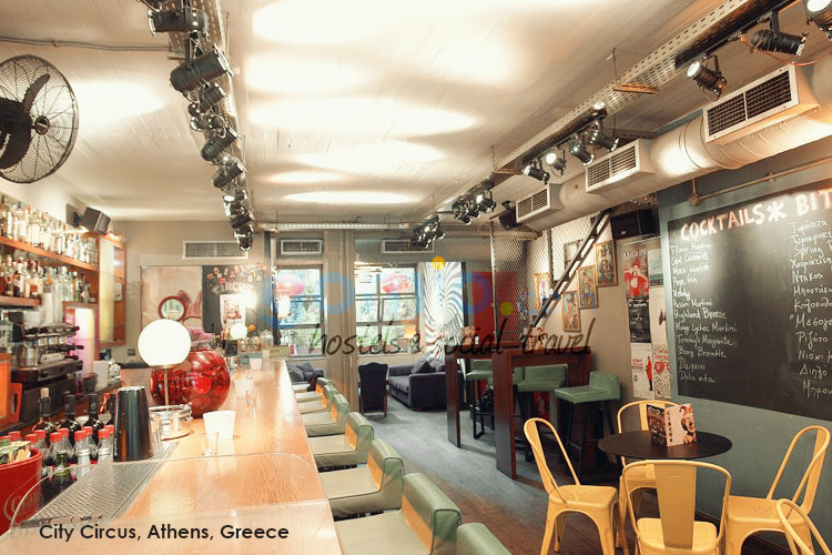 athens travel guide-hostel
