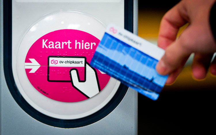 amsterdam travel guide-Anonieme-OV-chipkaart