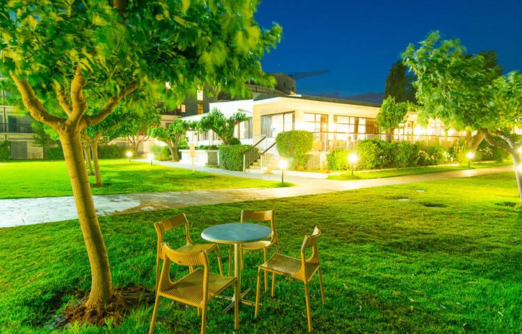 golden coast hotel