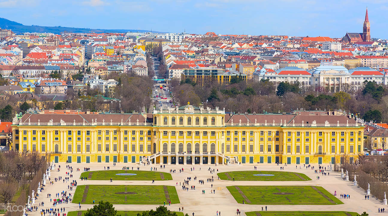 Schonbrunn Palace