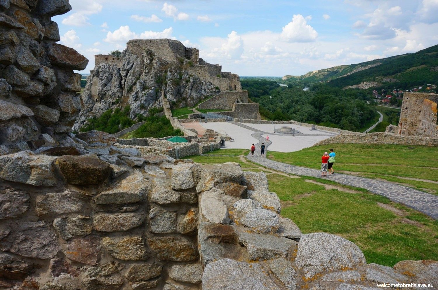 Devin Castle