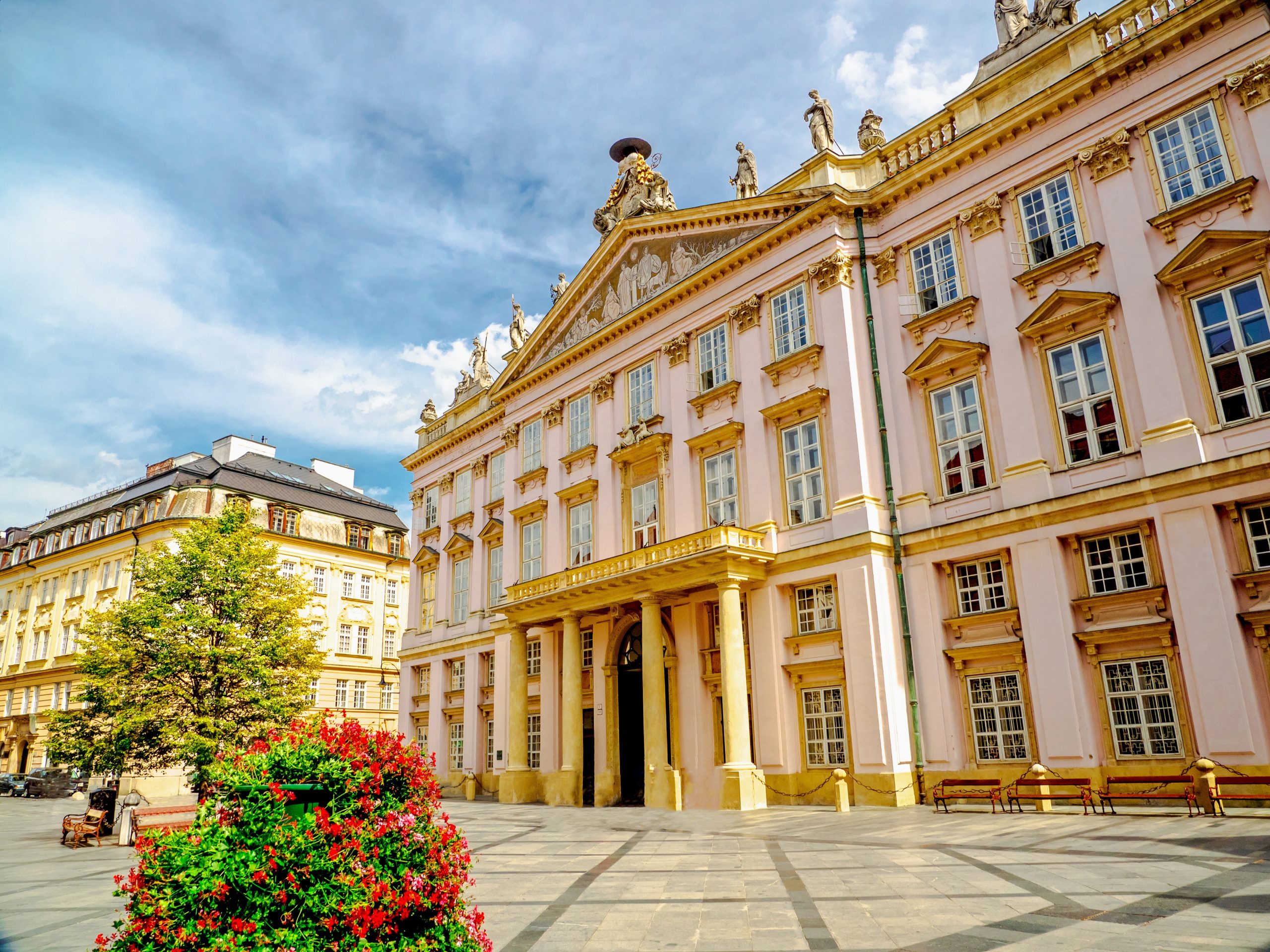 Primatial Palace scaled