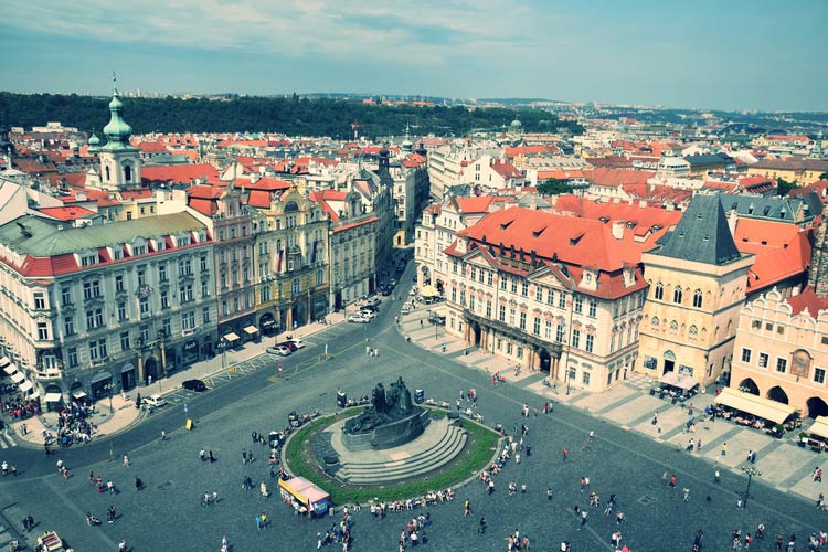 old-town-square-in-prague